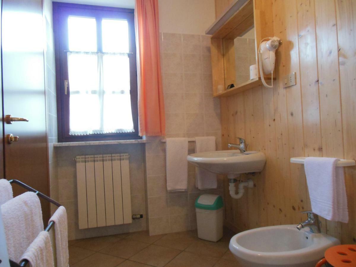 Agriturismo Affittacamere Barbarossa Доляни Екстериор снимка